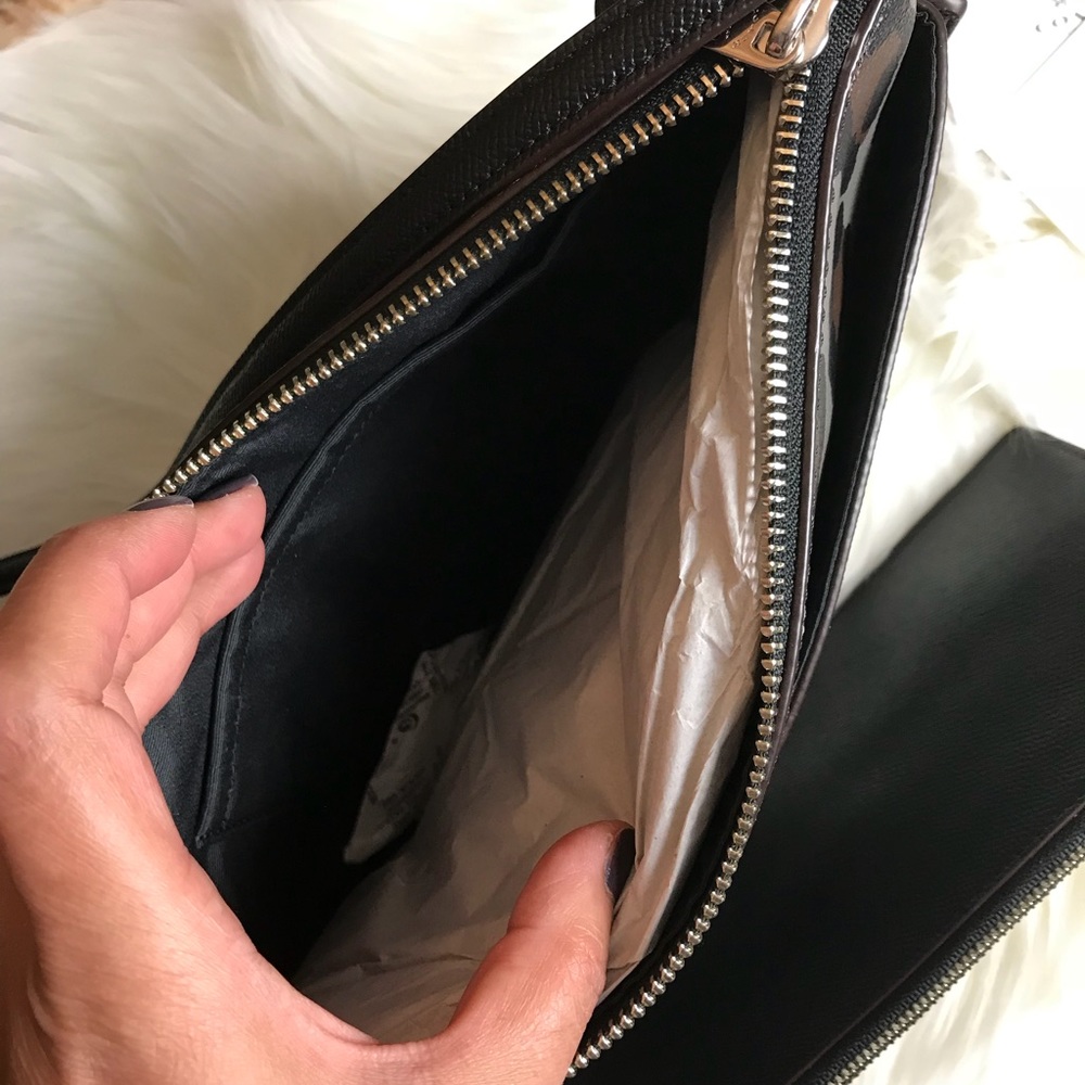 ❌SOLD❌. 💯 Authentic Coach Ocelot Print Crossbody - Picture 5 of 5